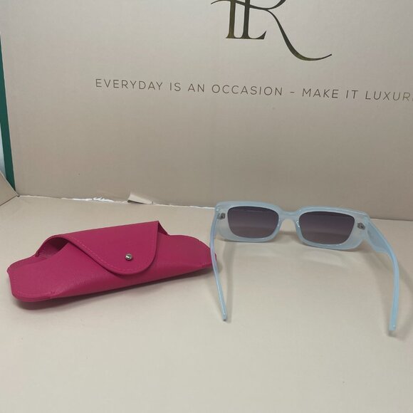 Minue | Kelly Sunglasses in Blue - Picture 3 of 6